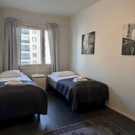 Kotimaailma - Tilava Parvekkeellinen Kodikas Kolmio - Pinninkatu Apartment Tampere